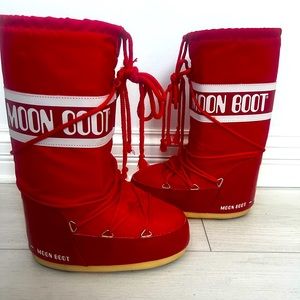 Red Moon Boot Snow Boots